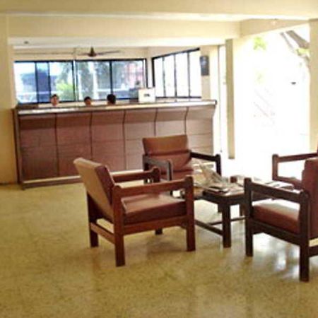 Hotel Meru Pune Zewnętrze zdjęcie