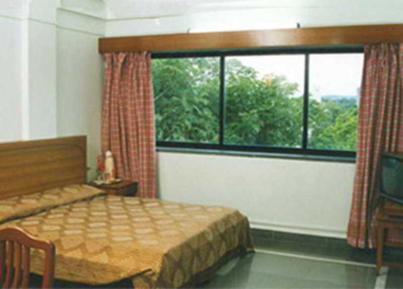 Hotel Meru Pune Zewnętrze zdjęcie