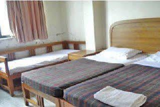 Hotel Meru Pune Zewnętrze zdjęcie