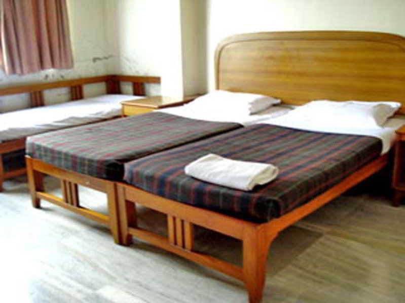Hotel Meru Pune Zewnętrze zdjęcie